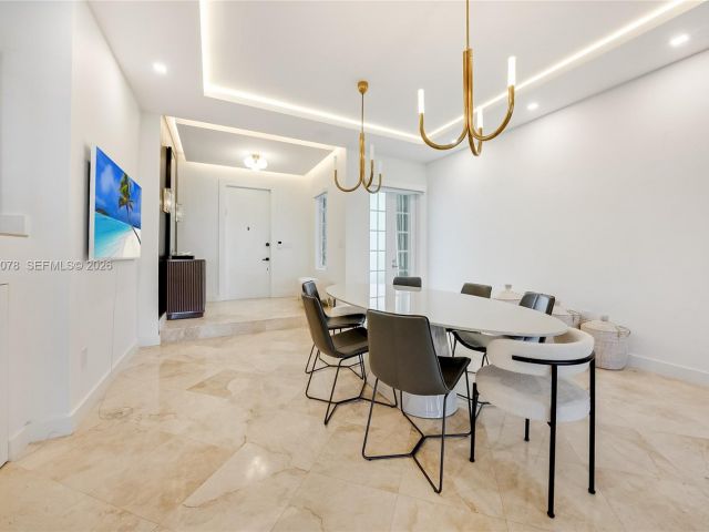 Продажа дома по адресу 20765 NE 32nd Ave - фото 7529461