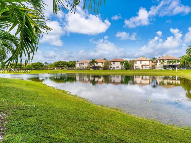 Дом в аренду по адресу 11239 SW 243rd Ter 0 - фото 7526334