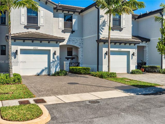 Дом в аренду по адресу 20433 NW 4th Ct - фото 7526562