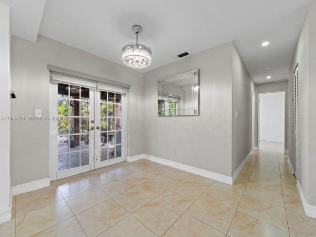 Продажа дома по адресу 3605 SW 122nd Pl - фото 7526381