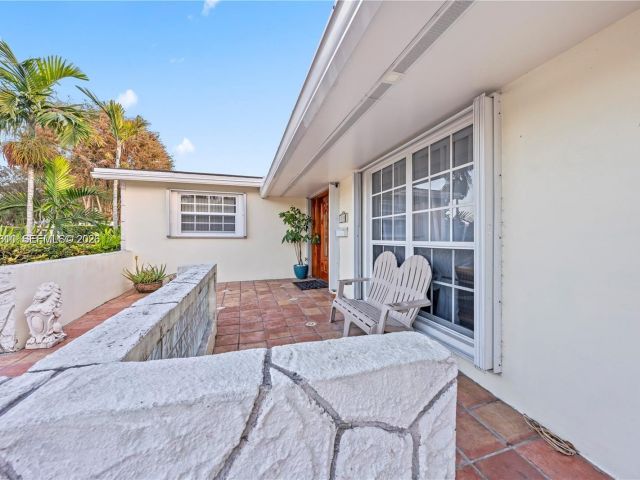 Продажа дома по адресу 10330 SW 103rd Ct - фото 7525403