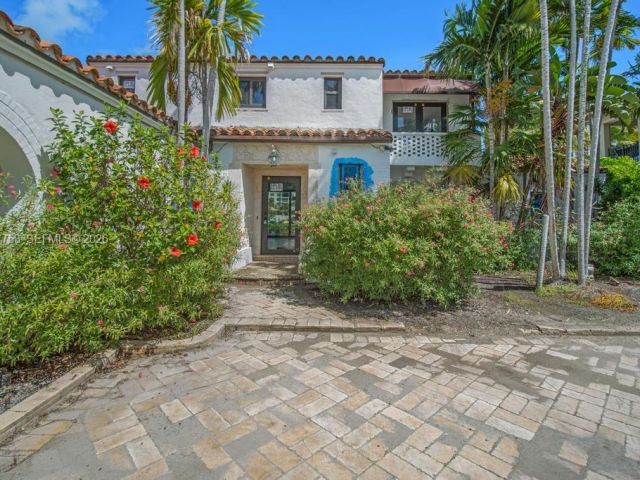 Дом в аренду по адресу 5661 Pine Tree Dr 0 - фото 7526487