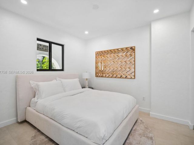 Дом в аренду по адресу 5661 Pine Tree Dr 0 - фото 7526501