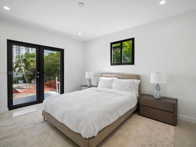 Дом в аренду по адресу 5661 Pine Tree Dr 0 - фото 7526504