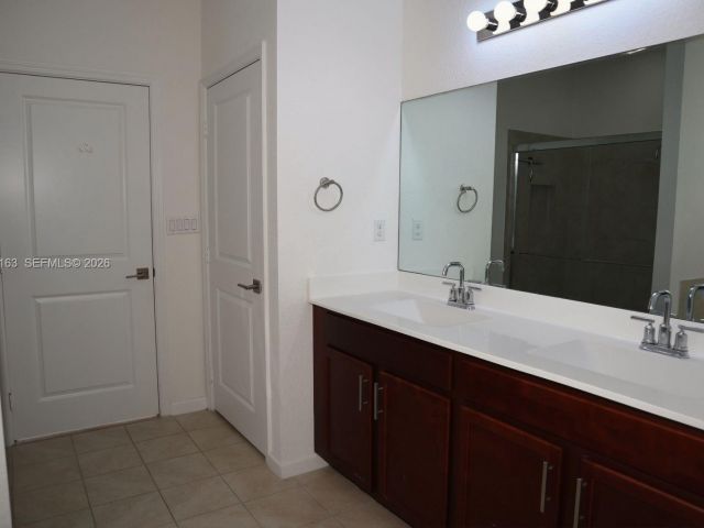 Дом в аренду по адресу 27440 SW 135th Ave Rd 27440 - фото 7526369