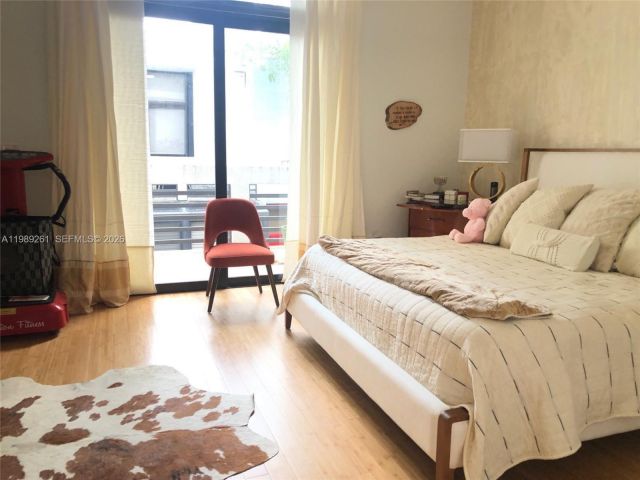 Дом в аренду по адресу 3027 NE 183rd Ln 27 - фото 7526539