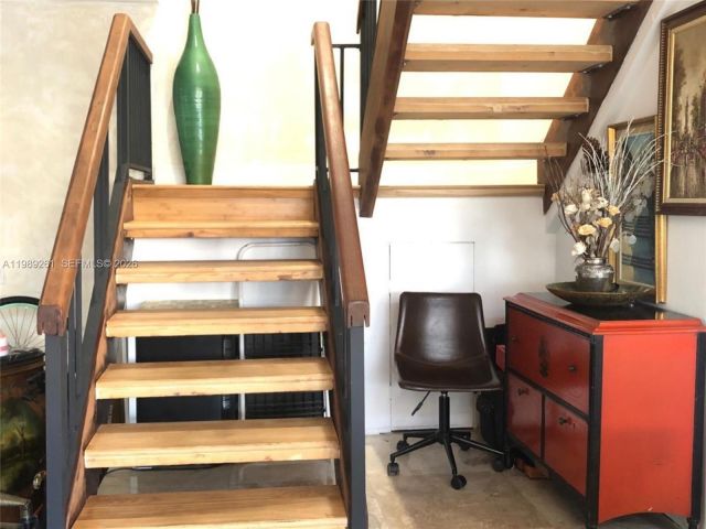 Дом в аренду по адресу 3027 NE 183rd Ln 27 - фото 7526541