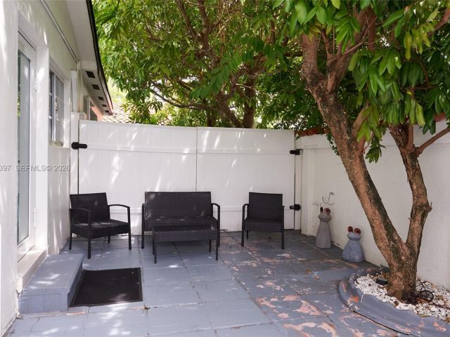 Продажа дома по адресу 12293 SW 28th Ter - фото 7526432