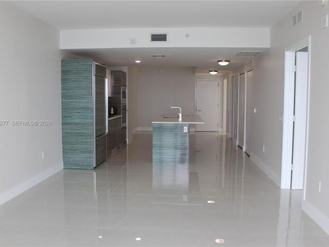 Квартира в аренду номер2705 - фото 7527802