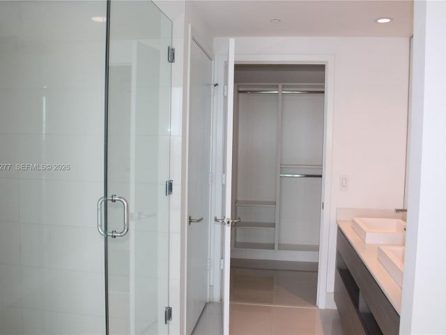 Квартира в аренду номер2705 - фото 7527810