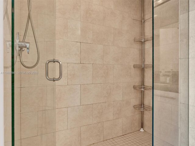 Продажа квартиры #2013 - фото 7527544