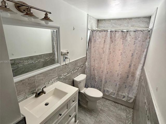 Продажа дома по адресу 17424 SW 108th Ct - фото 7526942