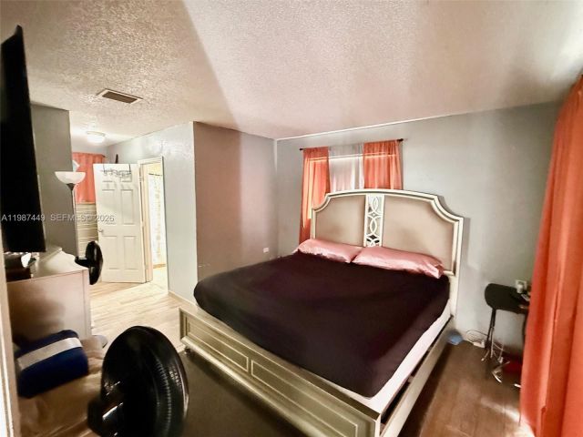 Продажа дома по адресу 17424 SW 108th Ct - фото 7526950