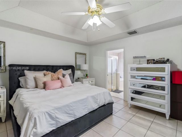 Дом в аренду по адресу 1886 NW 145th Ter - фото 7526830