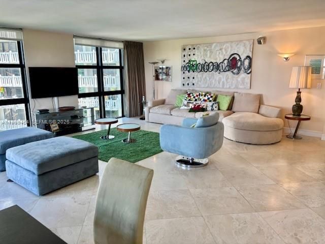 Продажа квартиры #C902 - фото 7528036