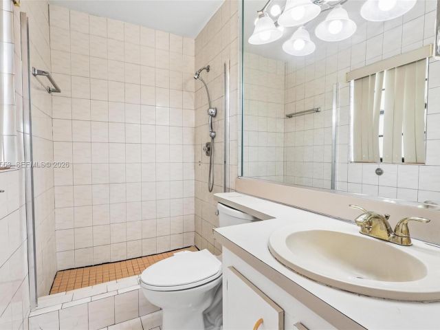 Продажа дома по адресу 4210 SW 134th Ave - фото 7526970