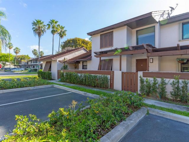 Продажа дома по адресу 13340 SW 91st Ter B - фото 7536412