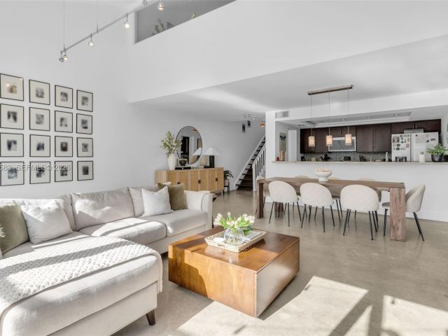 Продажа дома по адресу 13340 SW 91st Ter B - фото 7536421