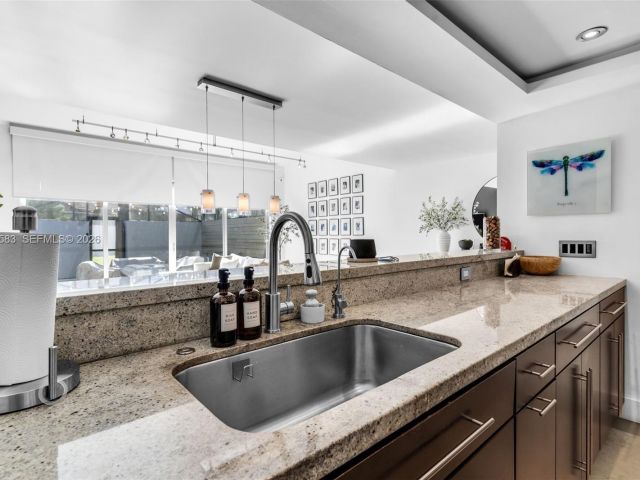 Продажа дома по адресу 13340 SW 91st Ter B - фото 7536425