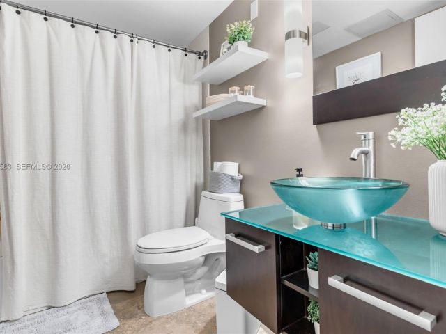 Продажа дома по адресу 13340 SW 91st Ter B - фото 7536426