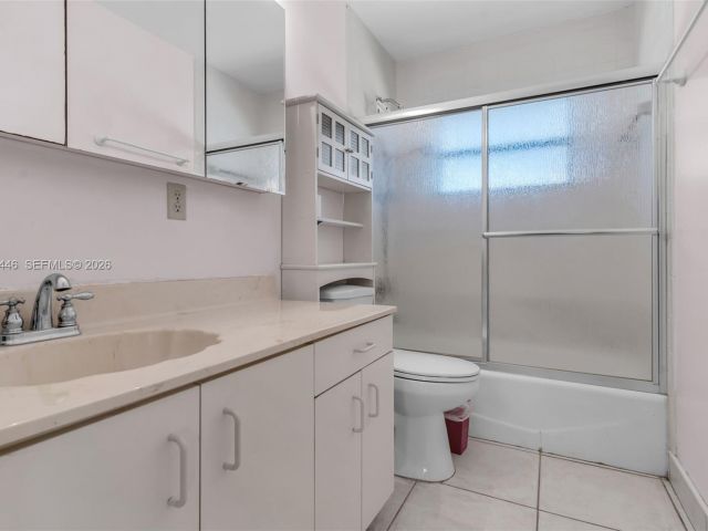 Продажа дома по адресу 19200 SW 218th St - фото 7526991