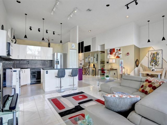 Продажа дома по адресу 11585 N Quayside Dr - фото 7532258