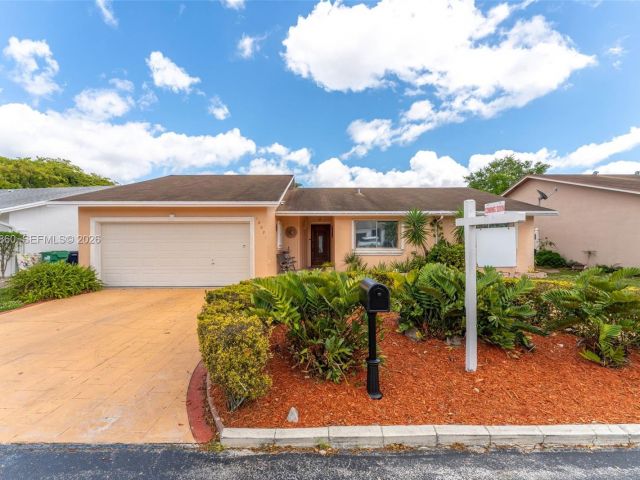 Продажа дома по адресу 10021 SW 145th Pl - фото 7527667