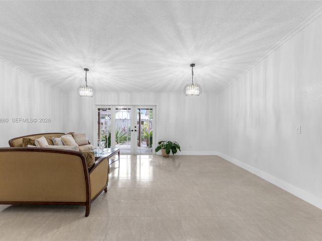 Продажа дома по адресу 10021 SW 145th Pl - фото 7527670