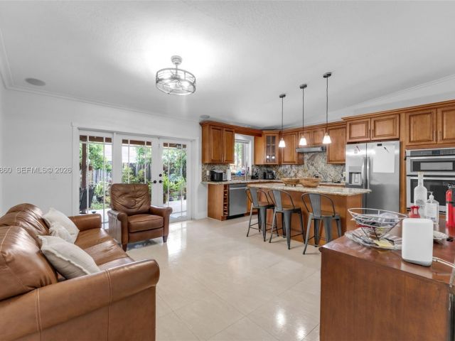 Продажа дома по адресу 10021 SW 145th Pl - фото 7527673