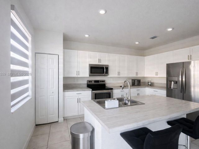 Продажа дома по адресу 12767 SW 230th Ter - фото 7527653