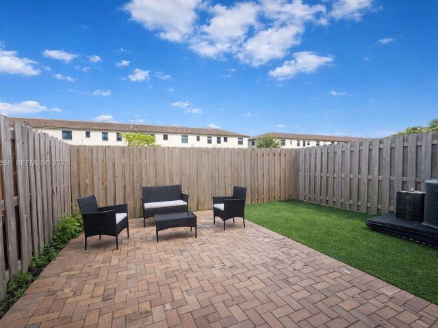 Продажа дома по адресу 12767 SW 230th Ter - фото 7527666