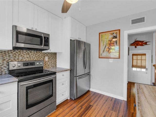 Продажа дома по адресу 1500 Jackson St - фото 7532405