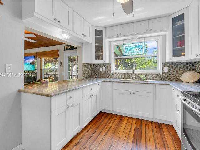 Продажа дома по адресу 1500 Jackson St - фото 7532406