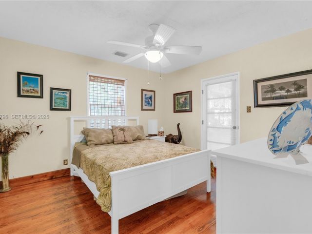 Продажа дома по адресу 1500 Jackson St - фото 7532415