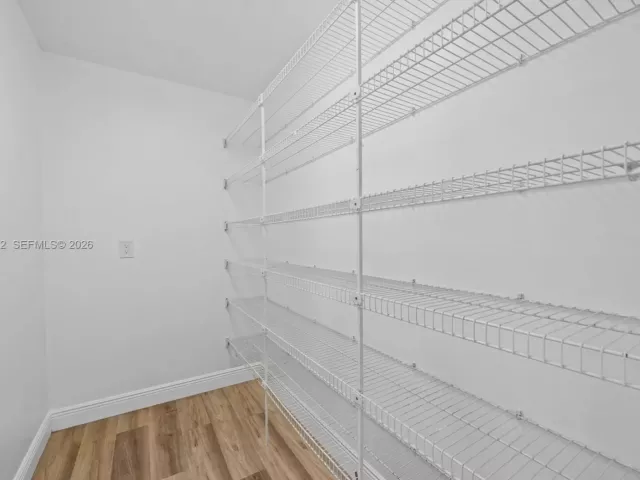 Продажа дома по адресу 1633 NW 4th St - фото 7527616