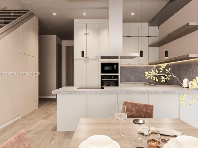 Продажа дома по адресу 420 NE 62nd St - фото 7527714