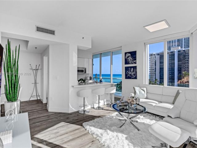 Продажа квартиры #708 - фото 7528274