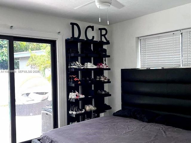 Продажа дома по адресу 1161 NW 15th St - фото 7529178