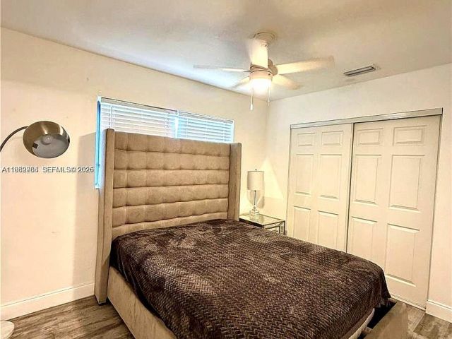 Продажа дома по адресу 1161 NW 15th St - фото 7529179