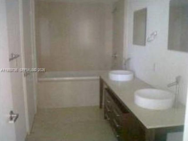 Продажа квартиры #5111 - фото 7529270