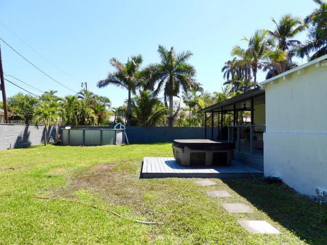 Продажа дома по адресу 715 Hollywood Blvd - фото 7534664