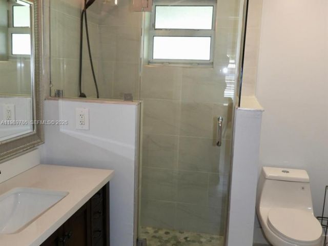 Продажа дома по адресу 715 Hollywood Blvd - фото 7534670