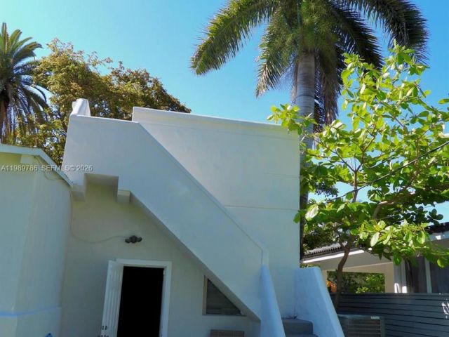 Продажа дома по адресу 715 Hollywood Blvd - фото 7534672