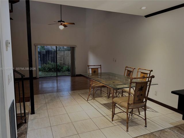 Продажа дома по адресу 3911 Farragut St - фото 7529119