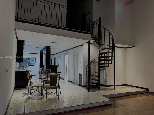 Продажа дома по адресу 3911 Farragut St - фото 7529121