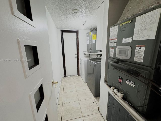 Продажа дома по адресу 3911 Farragut St - фото 7529126