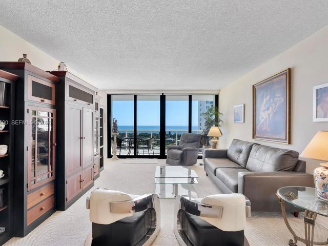 Продажа квартиры #1712 - фото 7530990