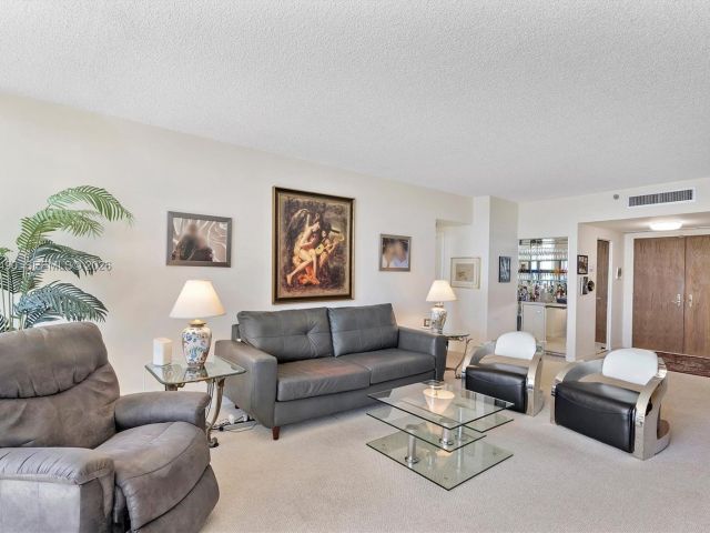 Продажа квартиры #1712 - фото 7530993