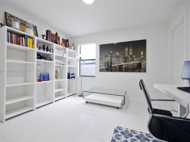 Продажа дома по адресу 2981 SW 149th Ave - фото 7531704