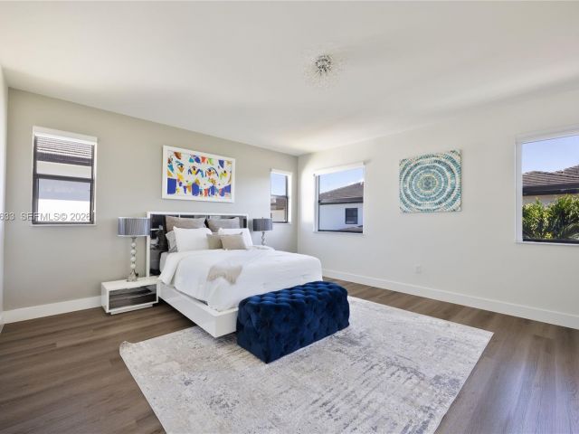 Продажа дома по адресу 2981 SW 149th Ave - фото 7531708